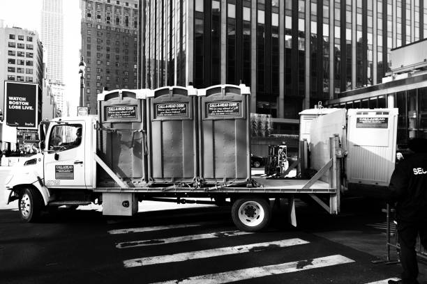 Best Affordable portable toilet rental  in Redway, CA
